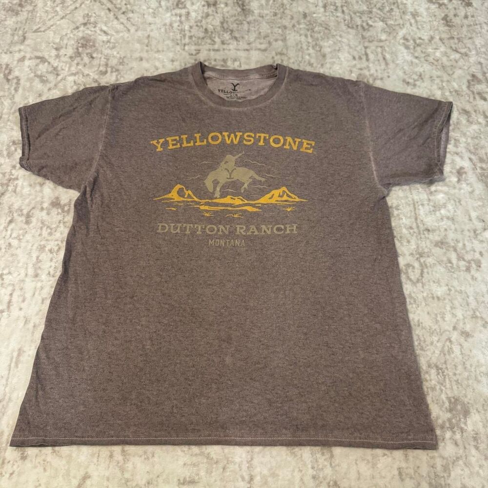 YELLOWSTONE Vtg Men's Brown T-shirt